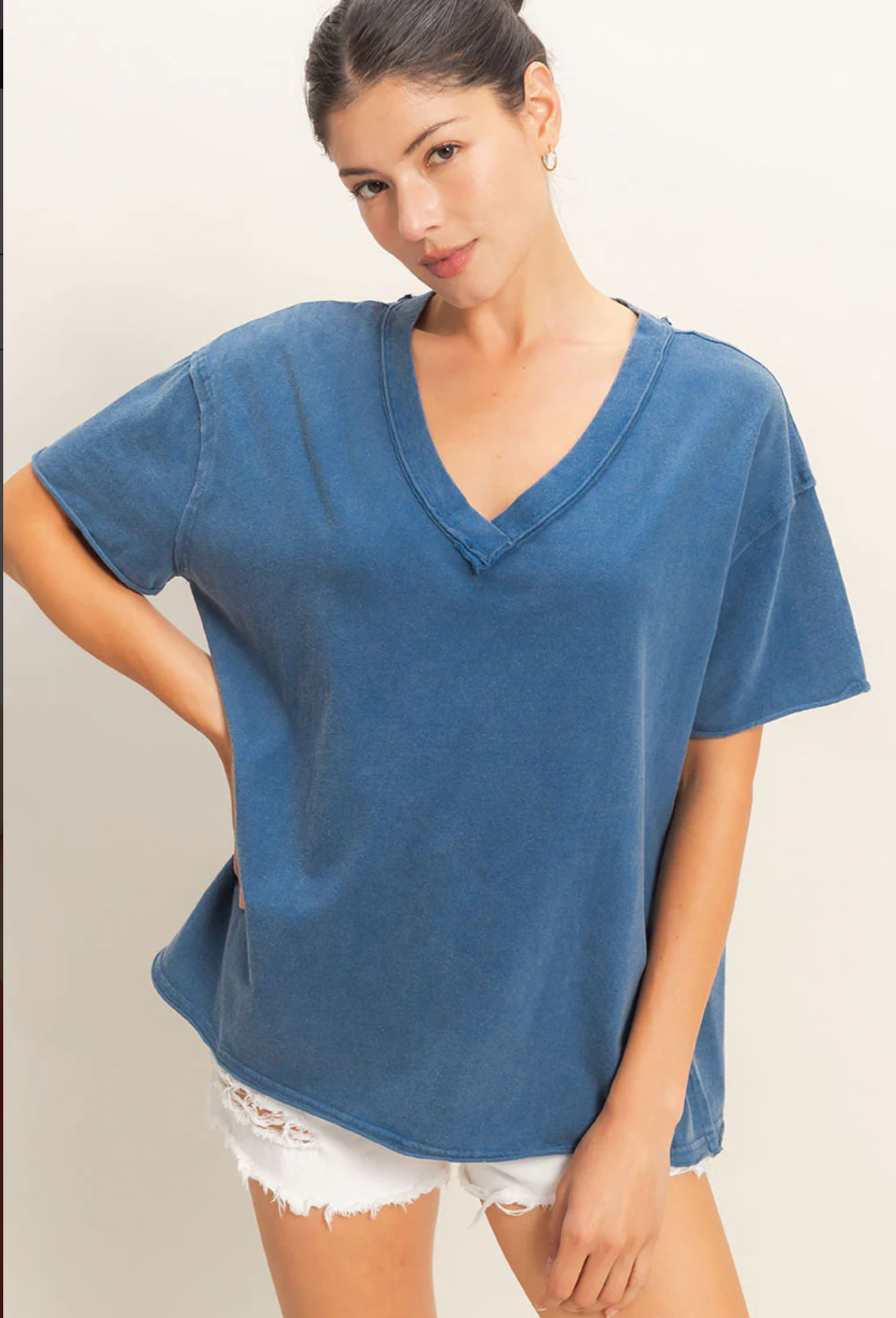 Washed V-neck Oversized Tee